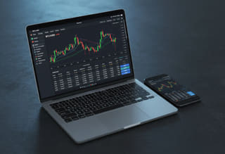Vérifier l'activité du compte — historique des transactions et suivi des opérations